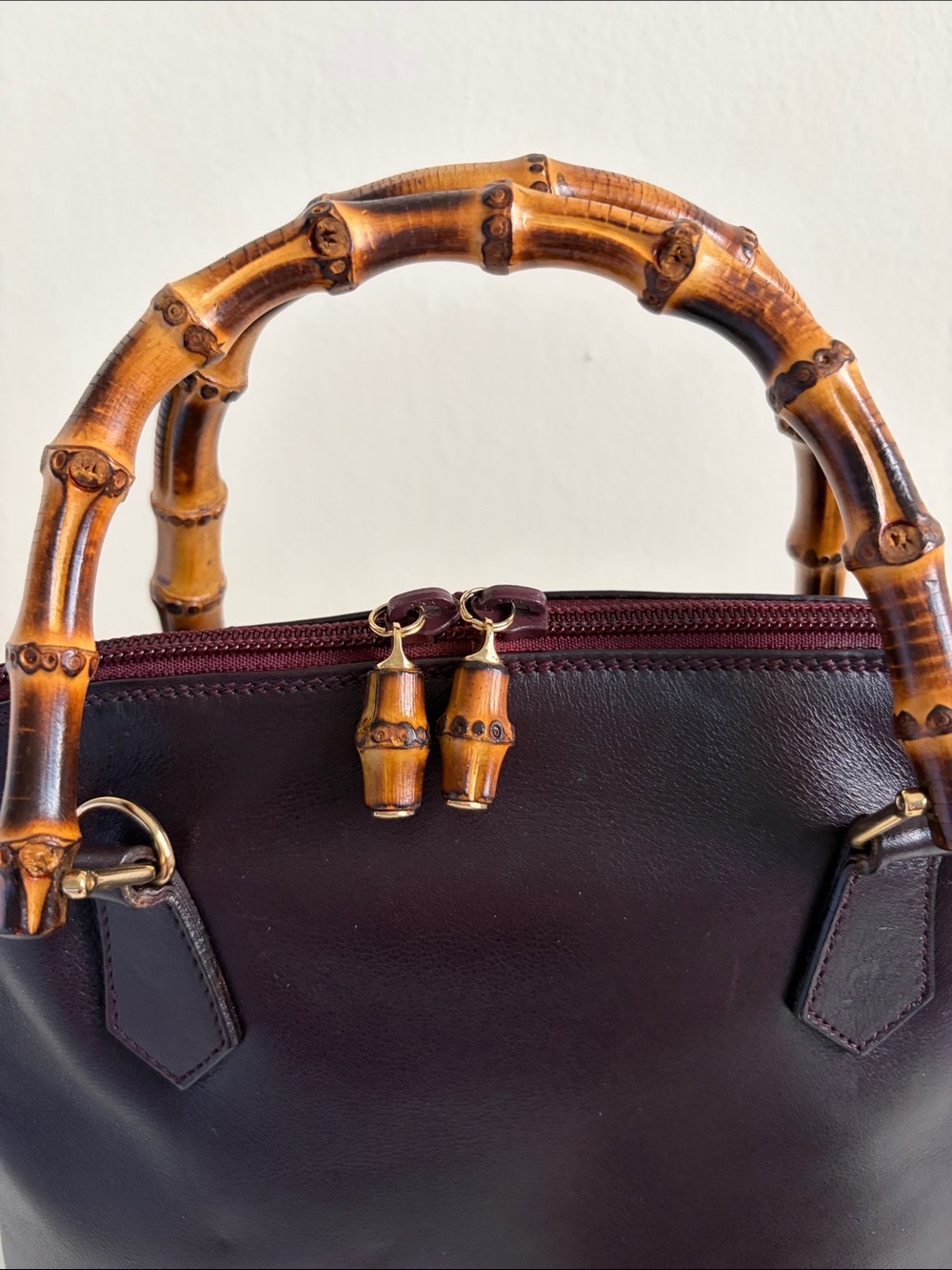 Vintage GUCCI Diana Bamboo Handle Bag w shoulder strap in Burgundy - Picture 2 of 13